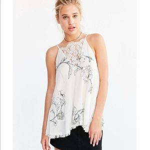 Kimichi Blue Celia Lace-Neck Tunic Cami